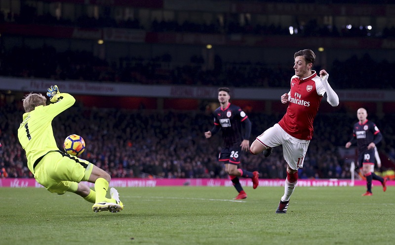 ПЛ: „Петица“ Арсенала, Стерлинг спасио Сити, Челсијев „минималац“, мајсторије Салаха